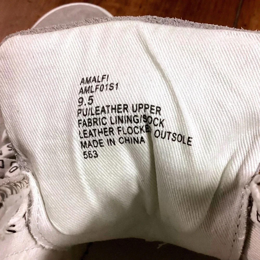 Steve Madden Amalfi Sneakers Grey‎ Suede Snakeskin Star Logo Laces Womens 9